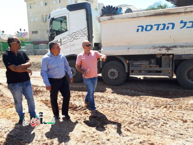 انجاز يتلوه بحر انجازات .. لا يعرف التوقف او حتى المناسبات ... الرئيس عادل بدير  هذا المدخل الجديد لكفرقاسم سيكون جاهز ان شاء الله  
